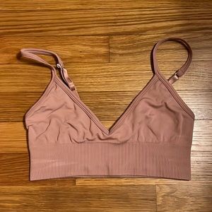 Lululemon Sports Bra, mauve color, size 4